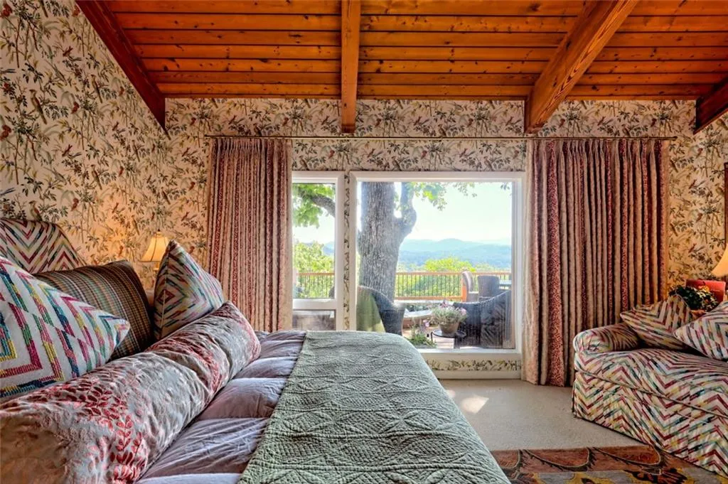 Sautee Nacoochee, Georgia 30571, United States, 3 Bedrooms Bedrooms, ,2 BathroomsBathrooms,Residential,Active,131851