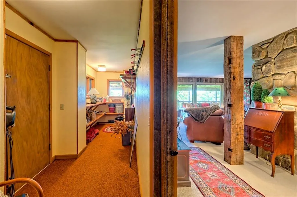 Sautee Nacoochee, Georgia 30571, United States, 3 Bedrooms Bedrooms, ,2 BathroomsBathrooms,Residential,Active,131851