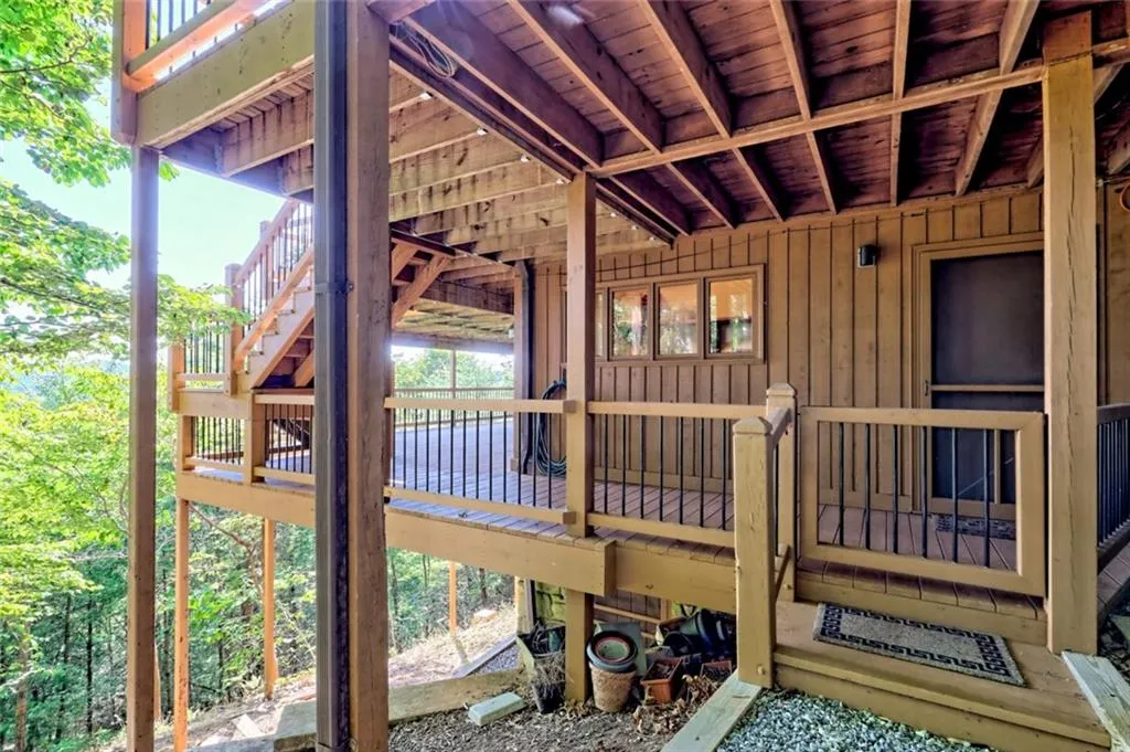 Sautee Nacoochee, Georgia 30571, United States, 3 Bedrooms Bedrooms, ,2 BathroomsBathrooms,Residential,Active,131851