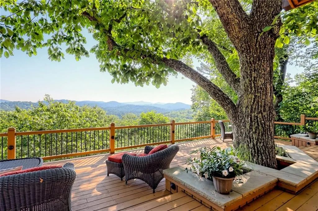 Sautee Nacoochee, Georgia 30571, United States, 3 Bedrooms Bedrooms, ,2 BathroomsBathrooms,Residential,Active,131851