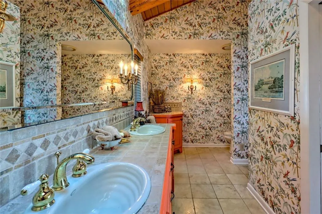 Sautee Nacoochee, Georgia 30571, United States, 3 Bedrooms Bedrooms, ,2 BathroomsBathrooms,Residential,Active,131851