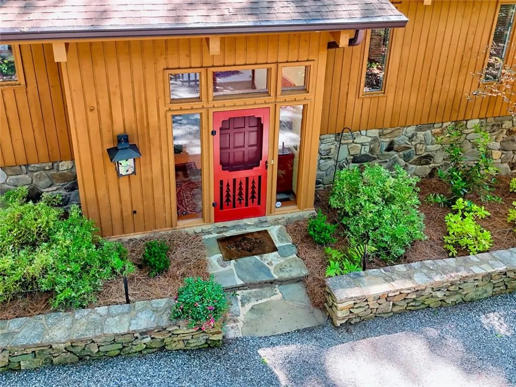 Sautee Nacoochee, Georgia 30571, United States, 3 Bedrooms Bedrooms, ,2 BathroomsBathrooms,Residential,Active,131851