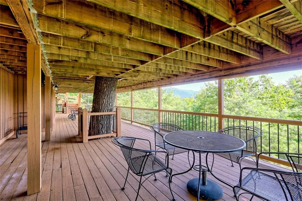 Sautee Nacoochee, Georgia 30571, United States, 3 Bedrooms Bedrooms, ,2 BathroomsBathrooms,Residential,Active,131851