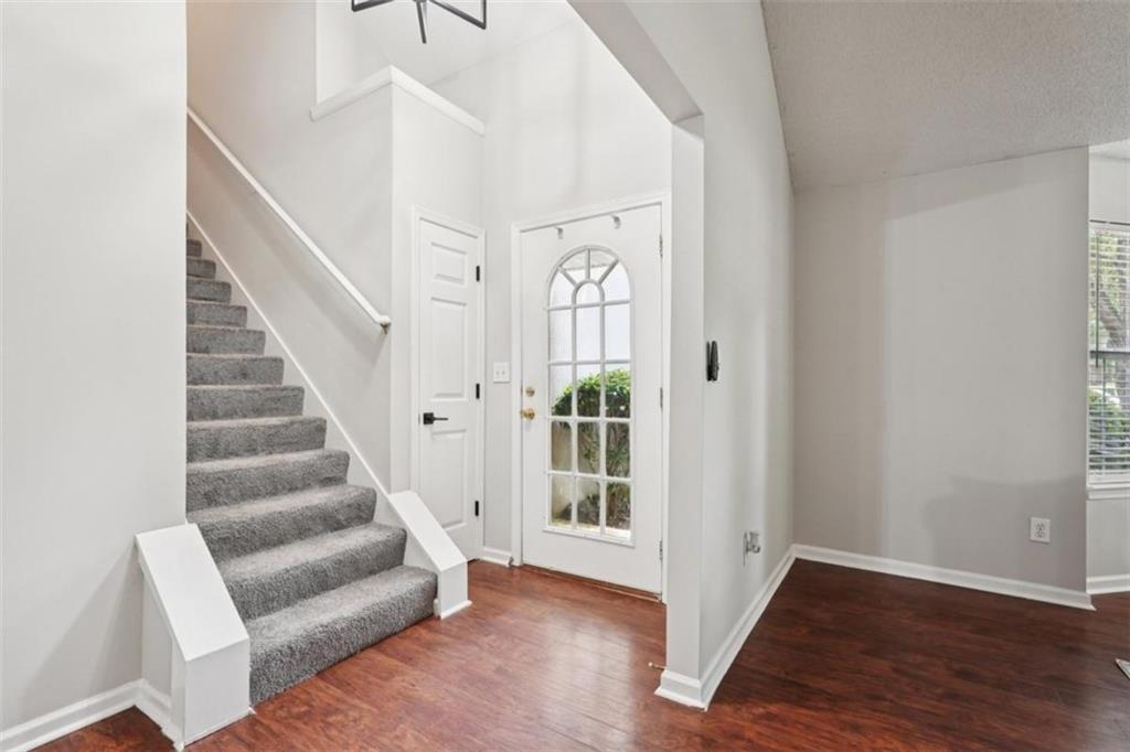 5316 Rolling Meadow Drive