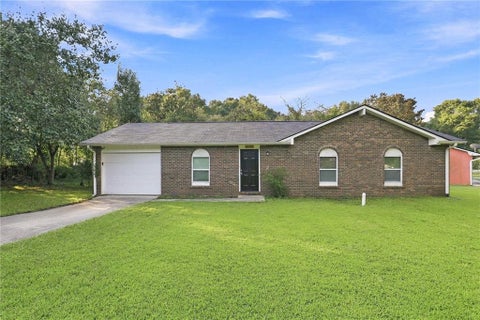 Homes For Rent - 8788 E Bourne Drive<br/> Jonesboro, GA 30238