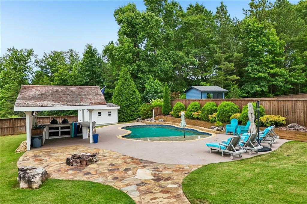 109 Old Avery Drive