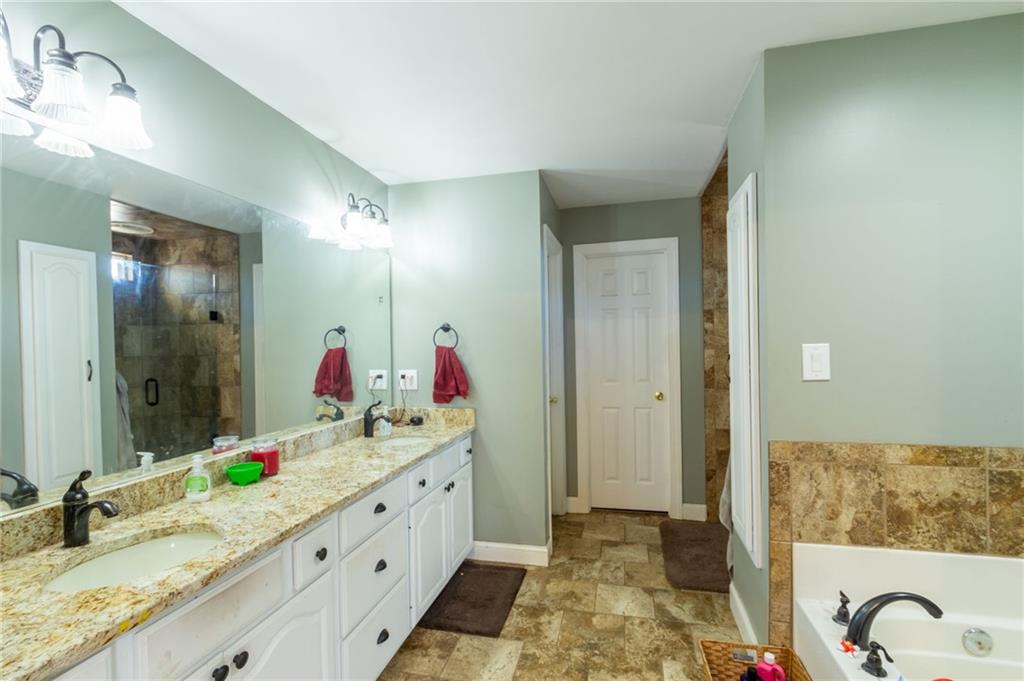1036 Regency Park Drive, Braselton, Georgia image 32