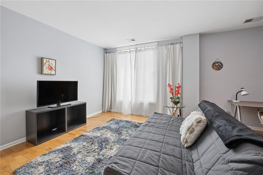 1421 Peachtree Street NE 304