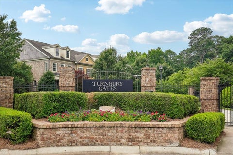 Townhouse For Sale - 3348 Turngate Court<br/> Dekalb County, Atlanta, GA 30341