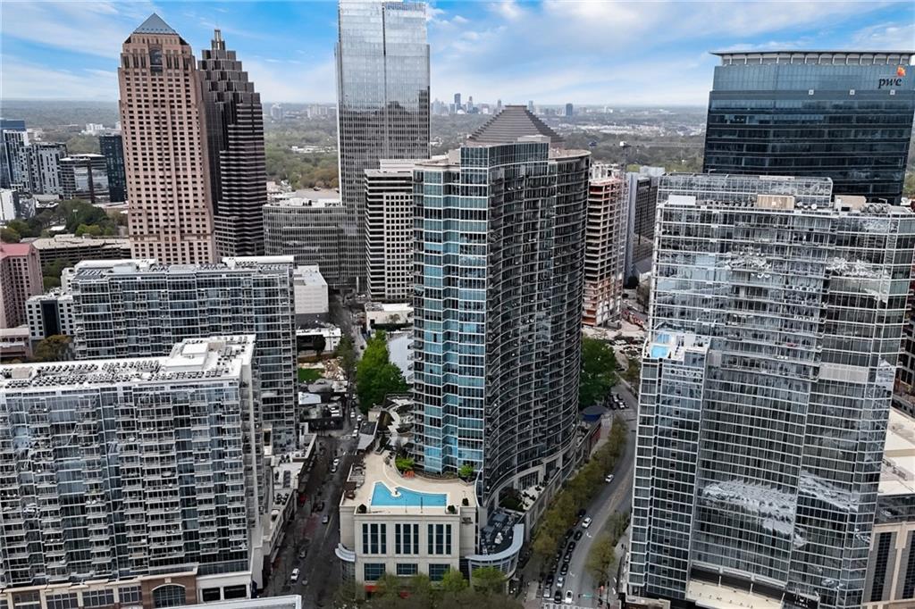 1010 Midtown - Residential