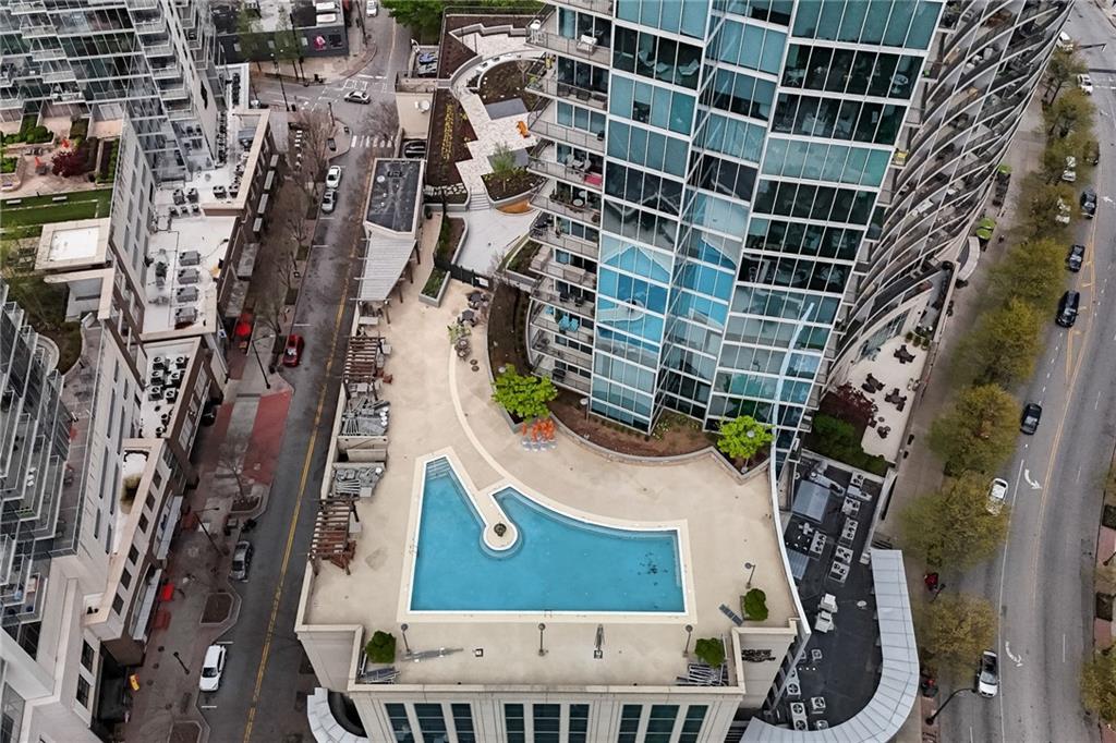1010 Midtown - Residential