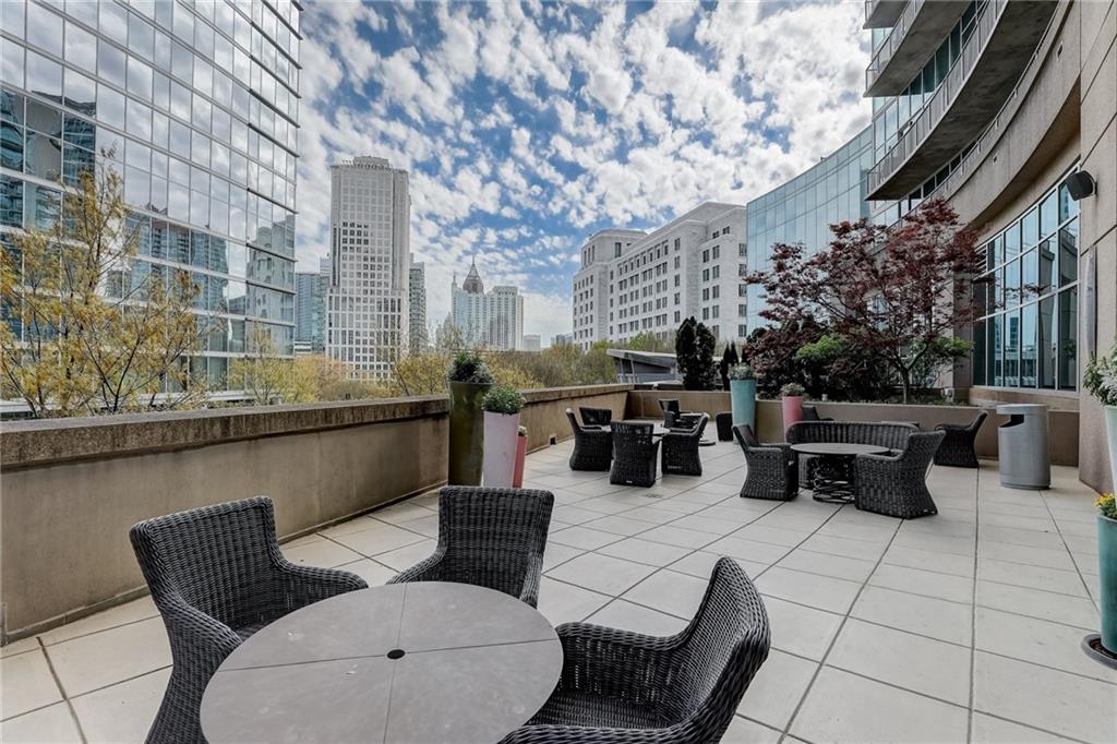 1010 Midtown - Residential