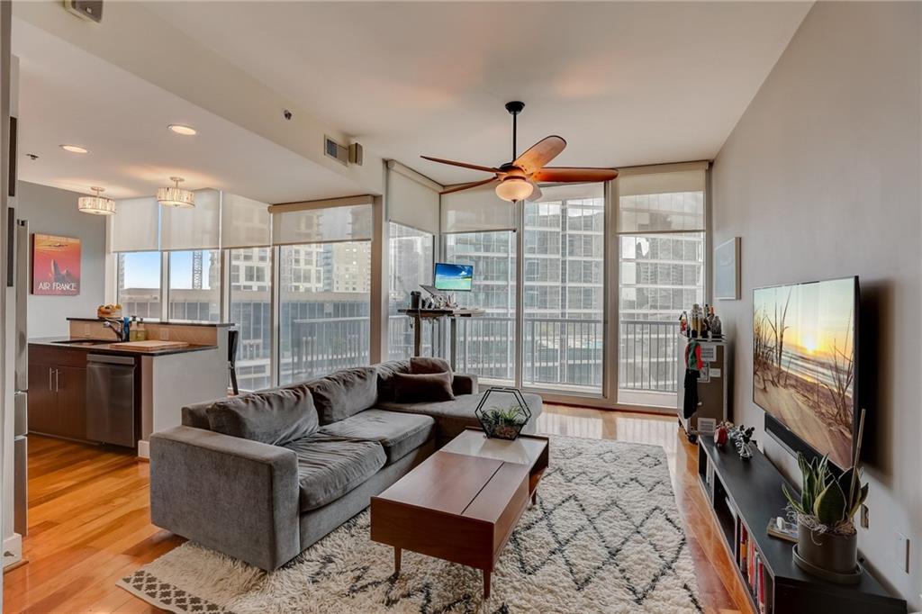 1010 Midtown - Residential