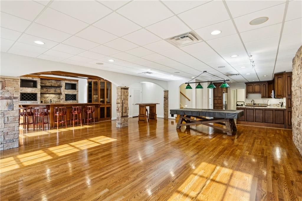 Taylorsville, Georgia, 30178, United States, 5 Bedrooms Bedrooms, ,6 BathroomsBathrooms,Residential,Active,2045049