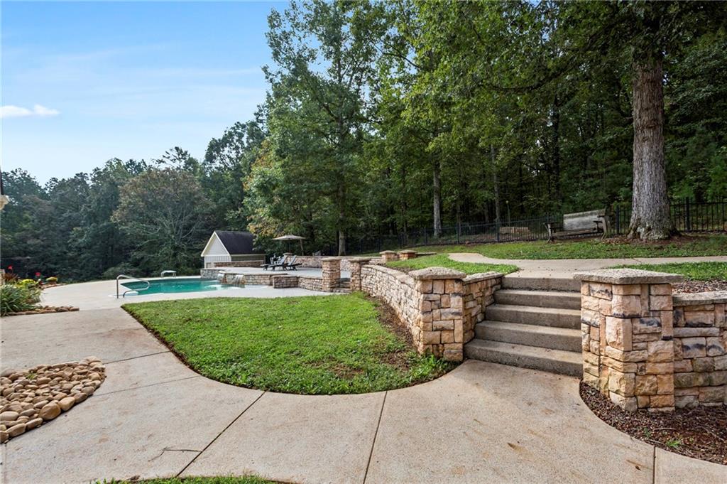 Taylorsville, Georgia, 30178, United States, 5 Bedrooms Bedrooms, ,6 BathroomsBathrooms,Residential,Active,2045049