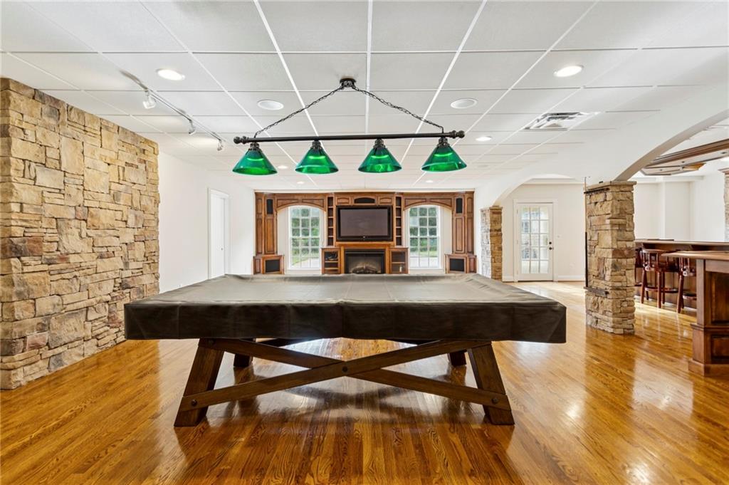 Taylorsville, Georgia, 30178, United States, 5 Bedrooms Bedrooms, ,6 BathroomsBathrooms,Residential,Active,2045049