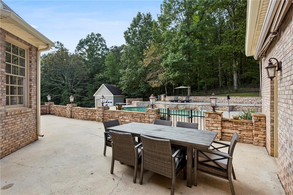 Taylorsville, Georgia, 30178, United States, 5 Bedrooms Bedrooms, ,6 BathroomsBathrooms,Residential,Active,2045049