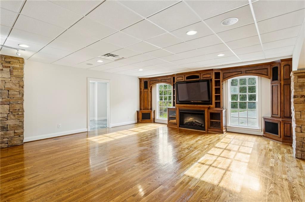 Taylorsville, Georgia, 30178, United States, 5 Bedrooms Bedrooms, ,6 BathroomsBathrooms,Residential,Active,2045049