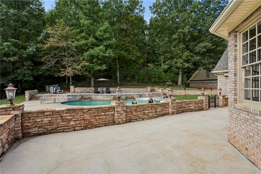 Taylorsville, Georgia, 30178, United States, 5 Bedrooms Bedrooms, ,6 BathroomsBathrooms,Residential,Active,2045049