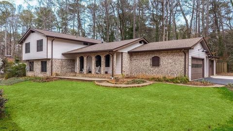 Homes For Sale - 5087 Antelope Lane<br/> Smoke Rise, GA 30087