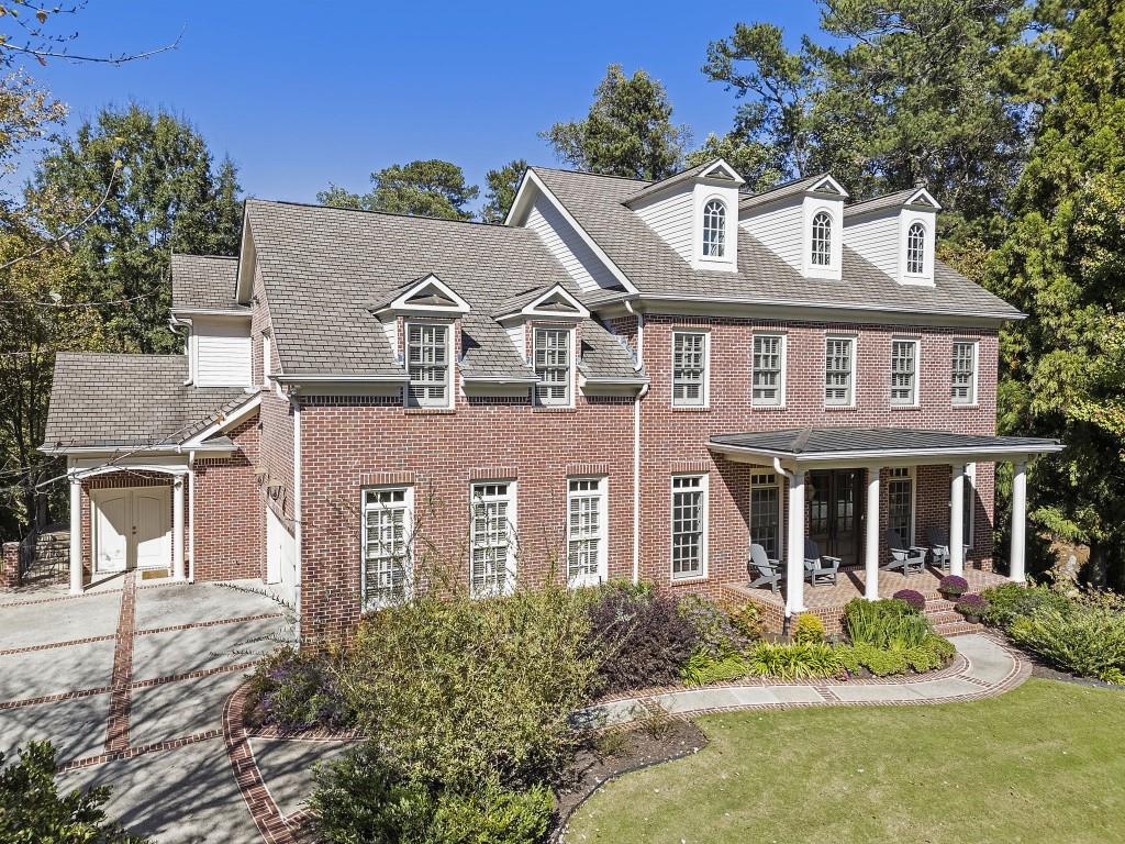 Ivy Knoll - Residential