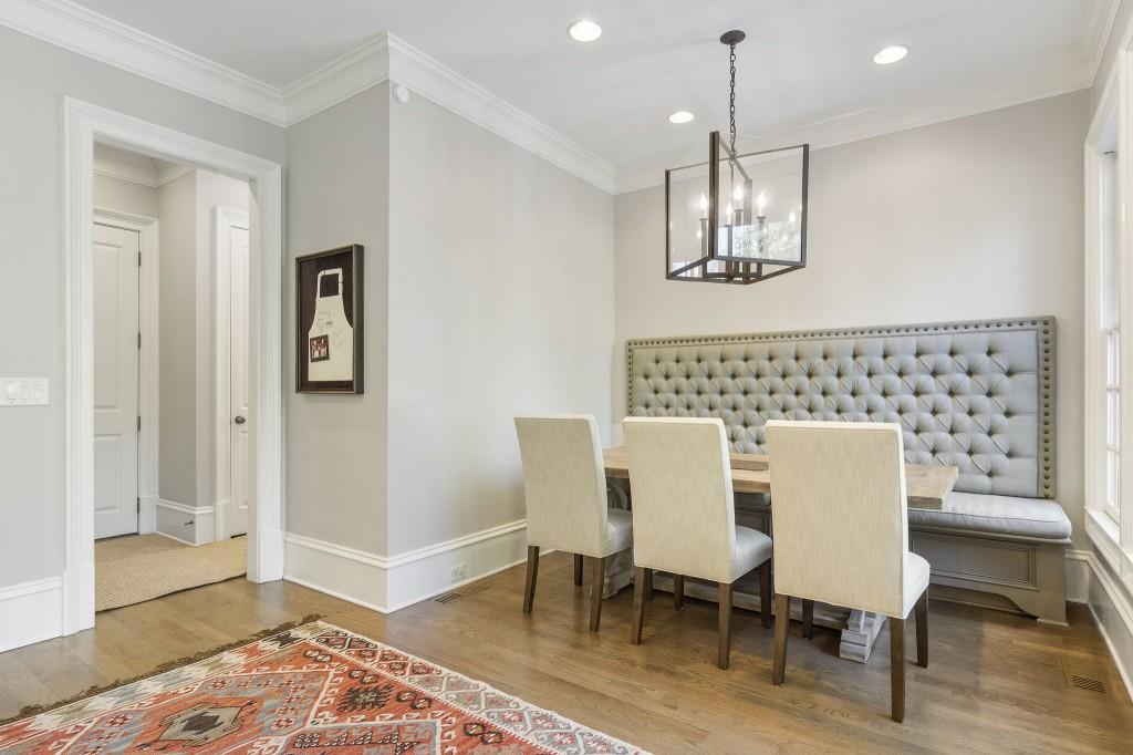Ivy Knoll - Residential