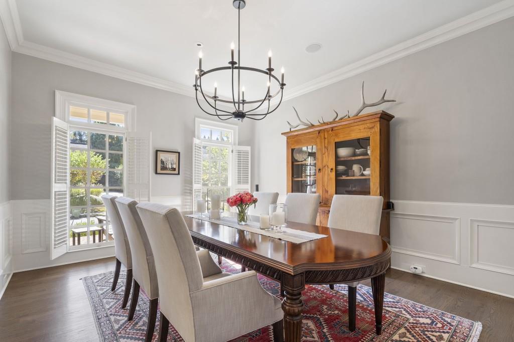Ivy Knoll - Residential
