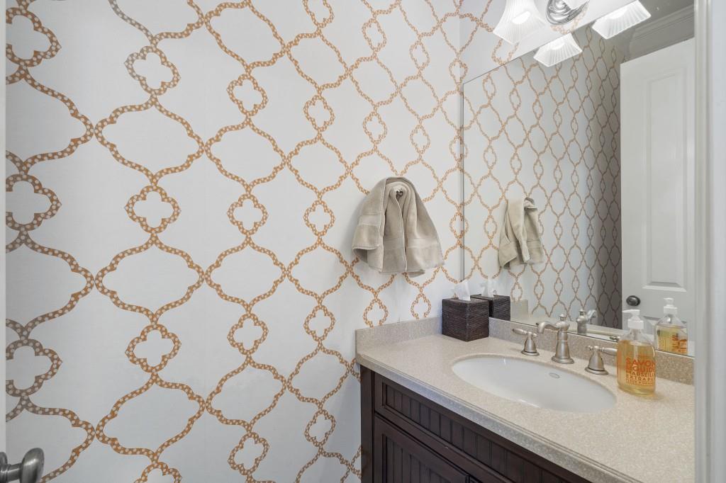 Ivy Knoll - Residential