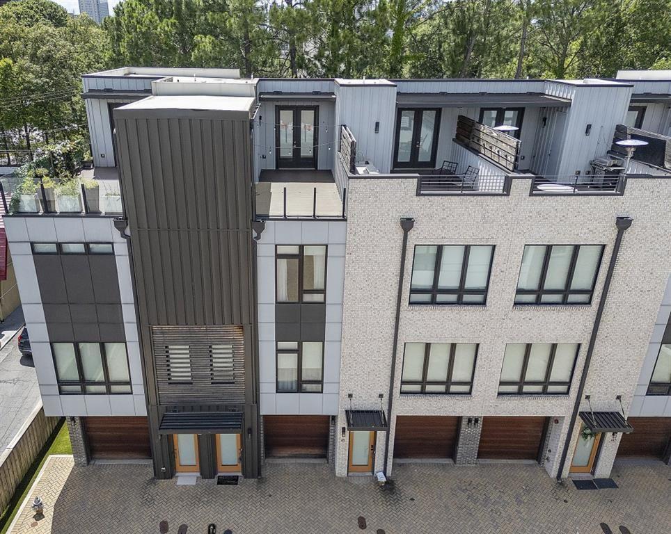 133 City View Court NE