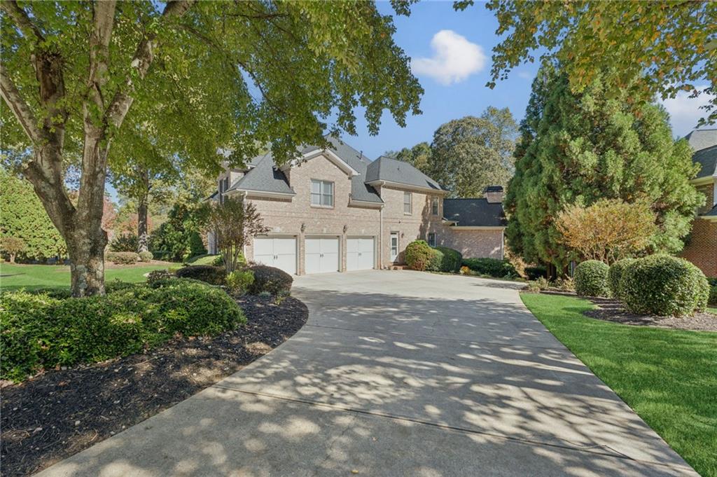 630 Greenview Terrace