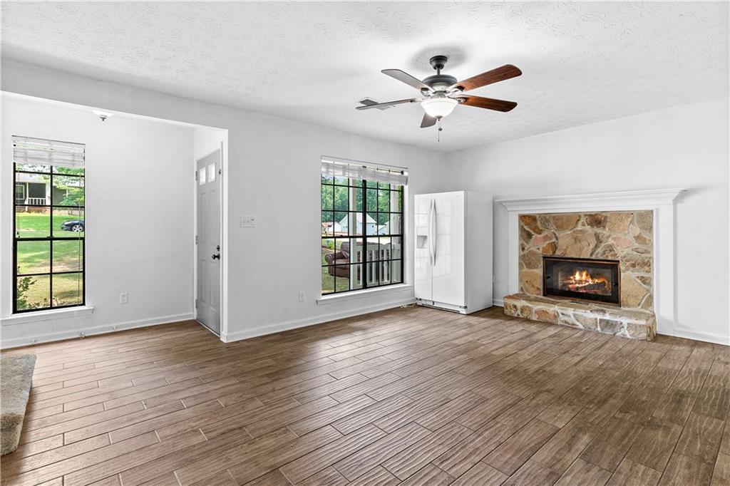 2568 Redfield Drive