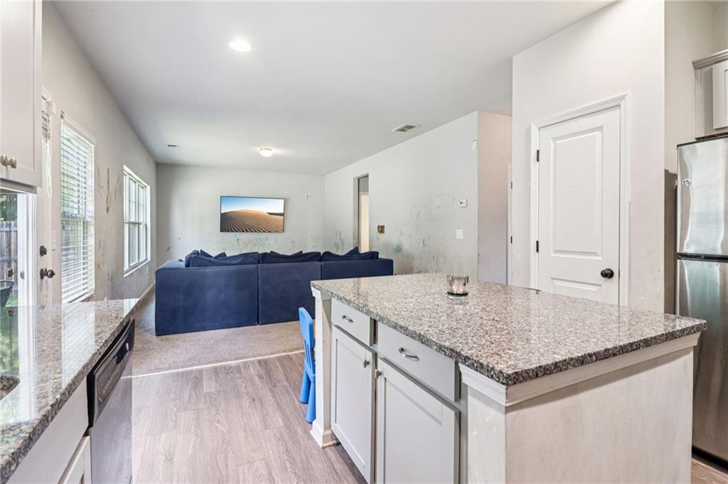 3320 Tiara Circle SW