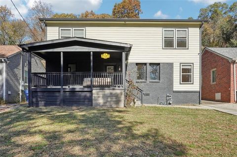 1689 DERRY Avenue SW Atlanta GA 30310