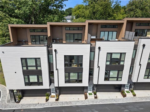 Townhouse For Rent - 1631 Overlook Way<br/> Atlanta, GA 30318