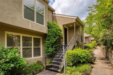 1722 Woodcliff Court NE Atlanta GA 30329