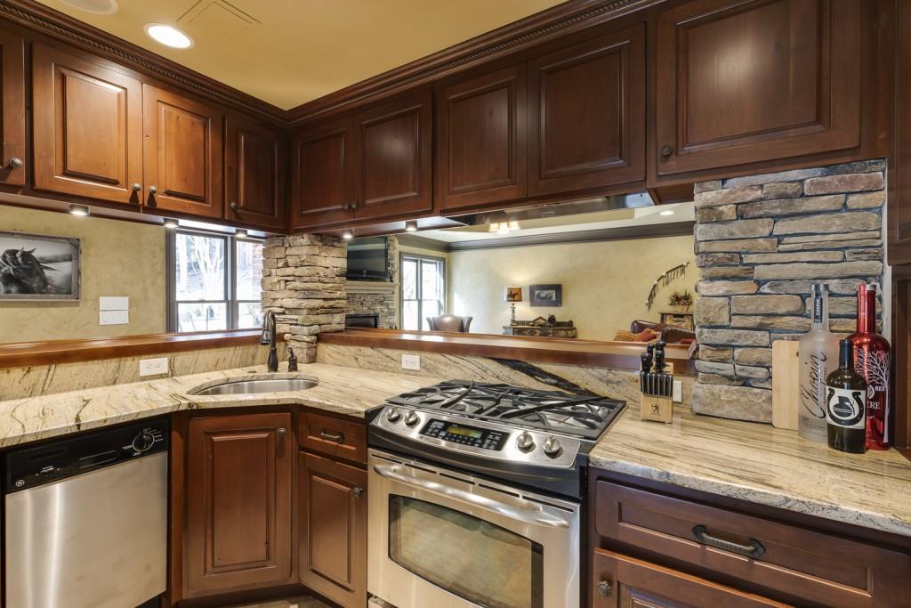 5284 Vernon Springs Trail, Sandy Springs, Georgia image 42