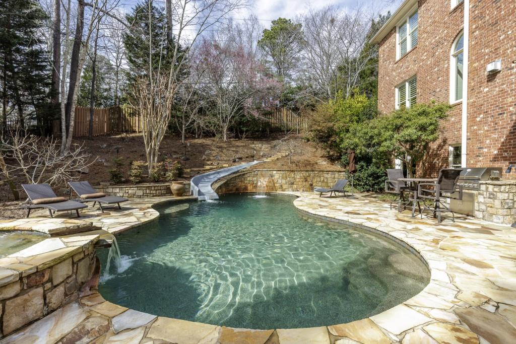 5284 Vernon Springs Trail, Sandy Springs, Georgia image 3