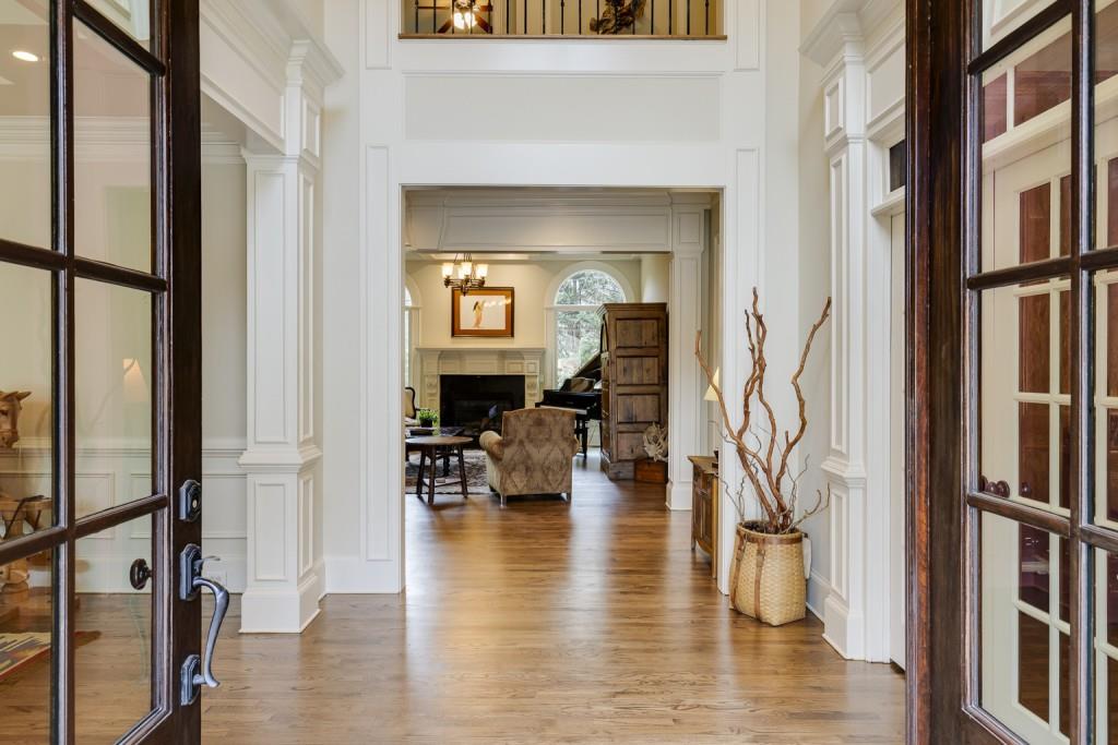 5284 Vernon Springs Trail, Sandy Springs, Georgia image 8