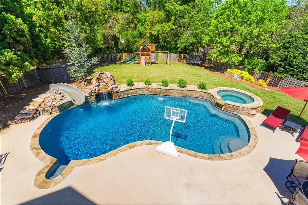 3887 Lindsey Road NE