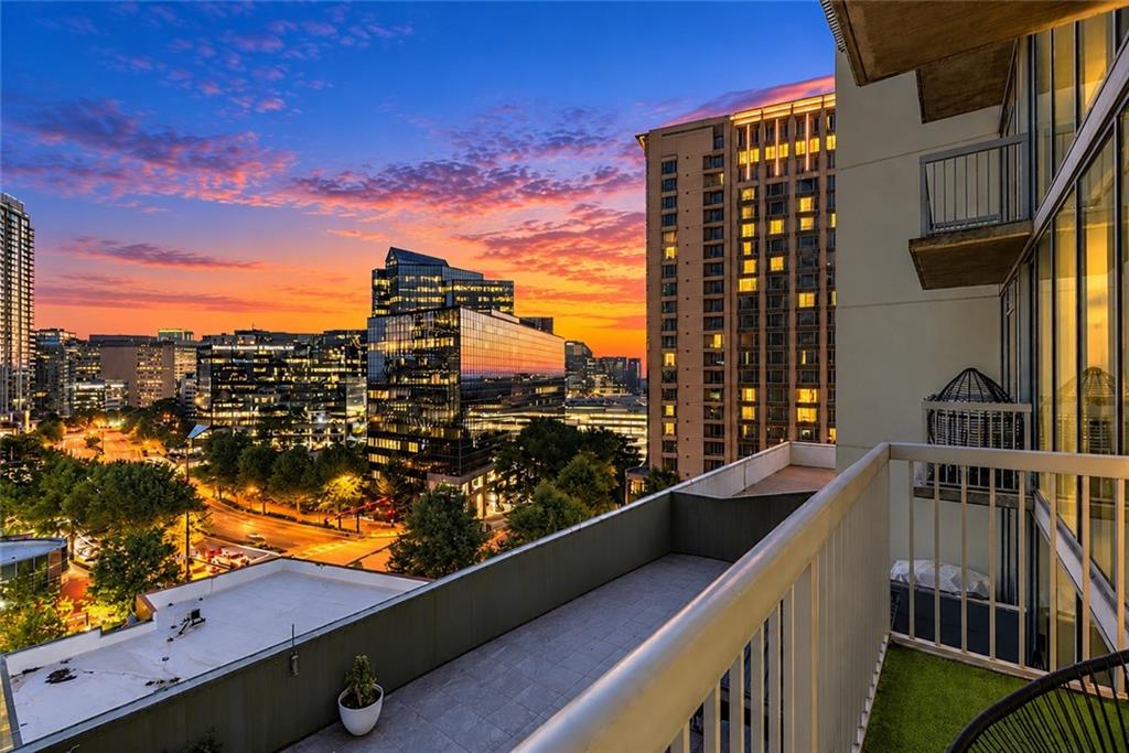 3324 Peachtree Road NE 905