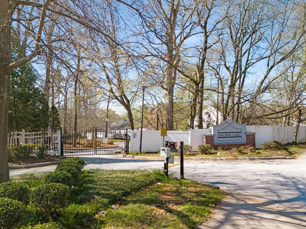 4917 Walden Lake Square, Decatur, Georgia image 40