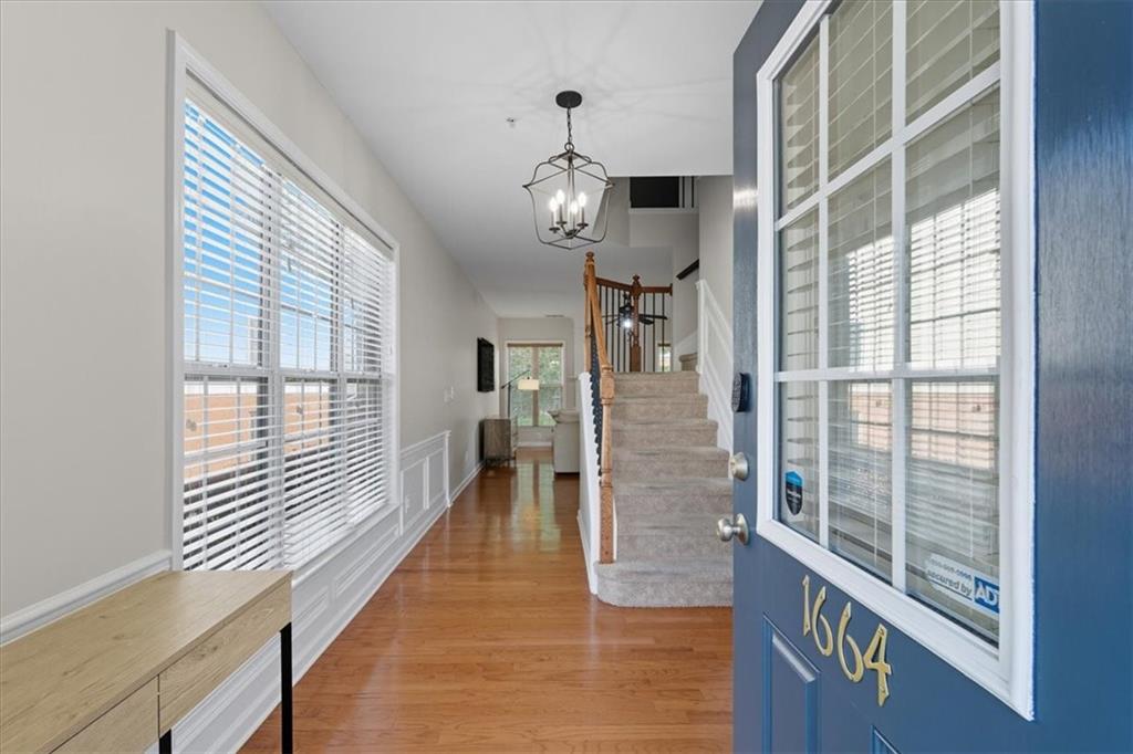 1664 Fair Oak Way 25