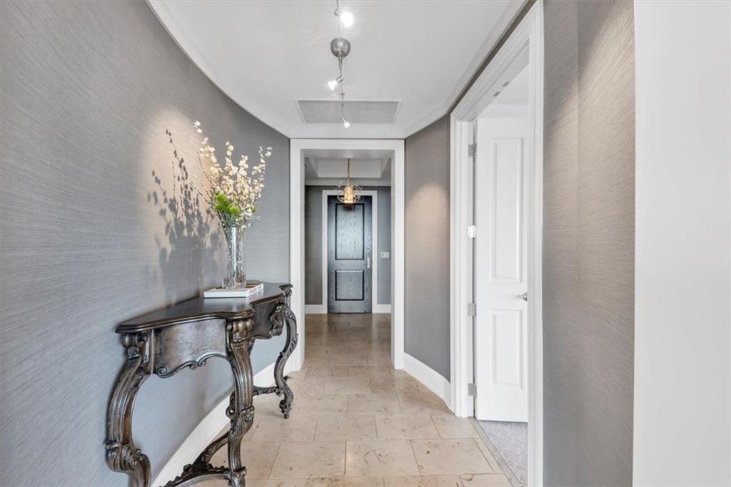 3344 Peachtree Road NE 3504