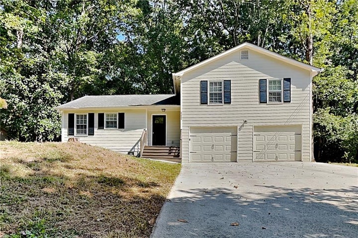 Photo 1 of 20 — 2211 Grayfield Drive, Grayson, GA 30017