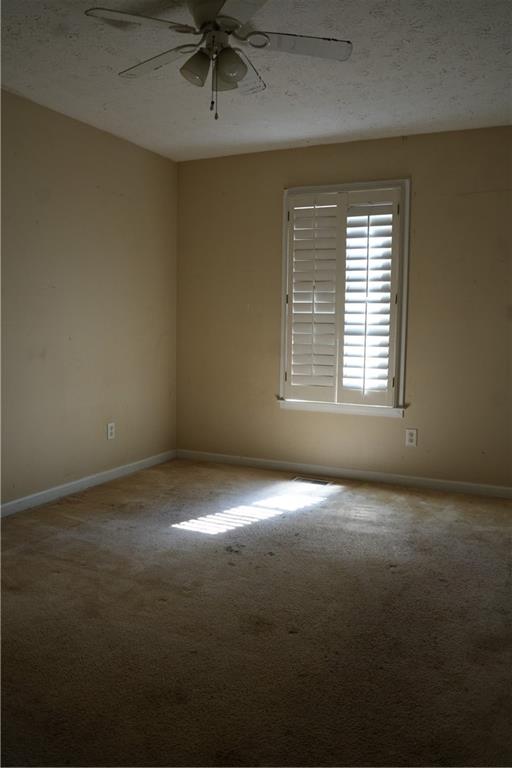6086 Woodstock Road, Acworth, Georgia image 22