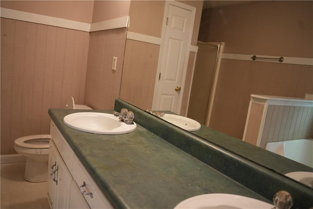 6086 Woodstock Road, Acworth, Georgia image 33