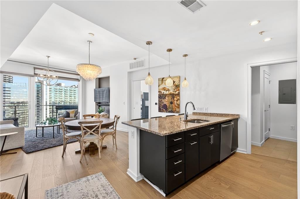 3325 Piedmont Road NE 2407