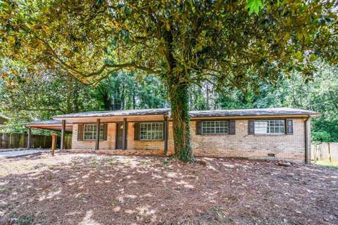 Photo of 2330 Chestnut Log Loop, Lithia Springs, GA 30122 (MLS # 7820409)