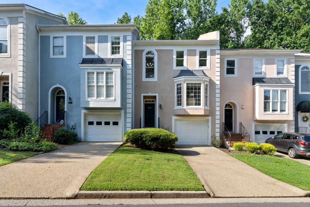 3929 Meeting Street