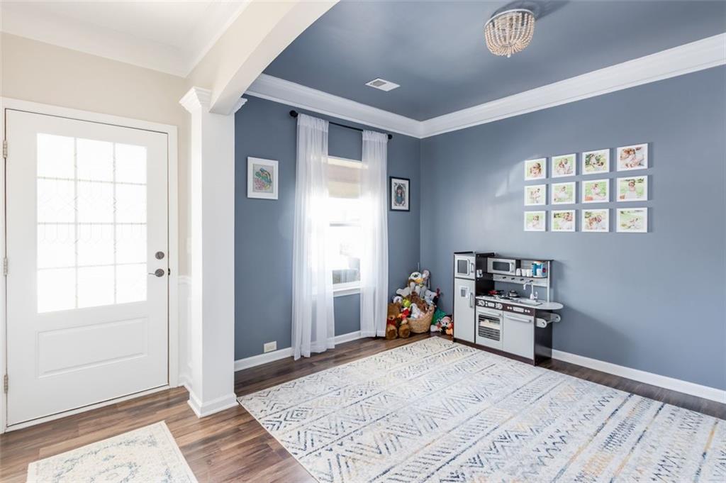 327 Nobleman Way